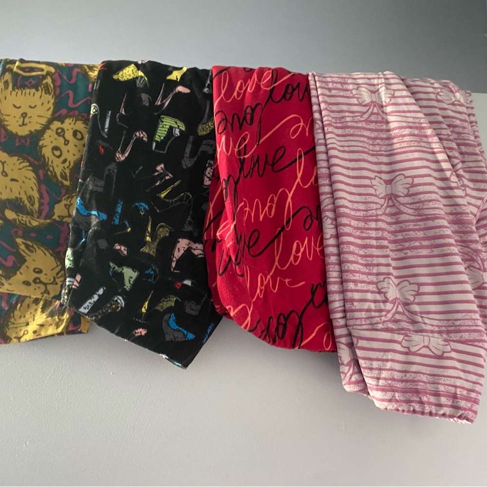 Colorful Patterned Leggings Set